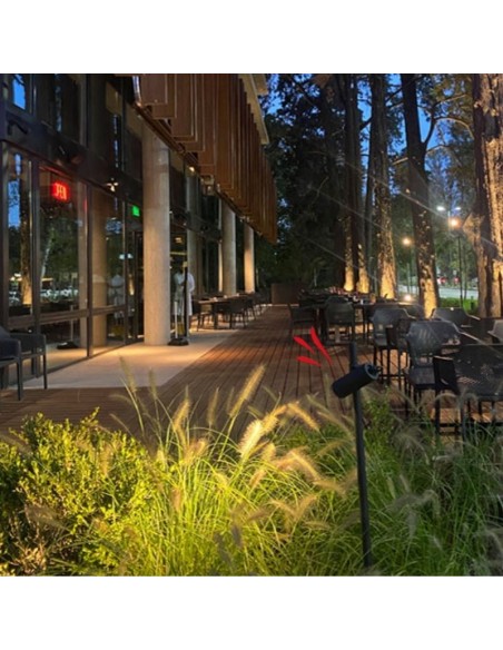 SPOT JABALINA ESTACA PISO ALUMINIO GU10 NEGRO 100CM (3100)