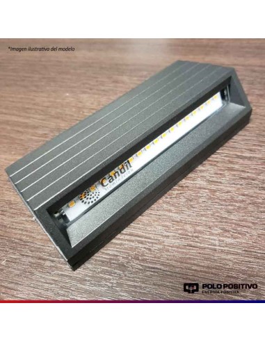 APLIQUE EXTERIOR LED RAMPA GRANDE 4W PLATA CANDIL