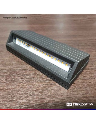 APLIQUE EXTERIOR LED RAMPA GRANDE 4W PLATA CANDIL