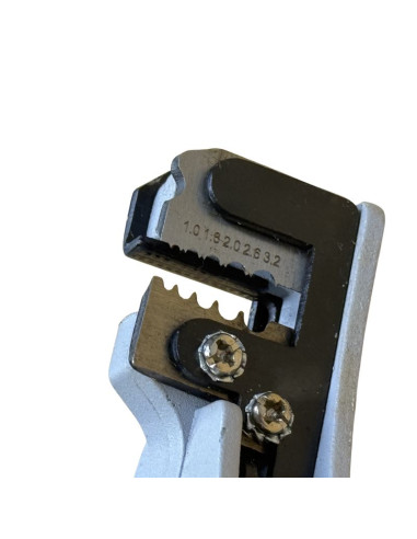 PINZA PELACABLE LATERAL PROFESIONAL